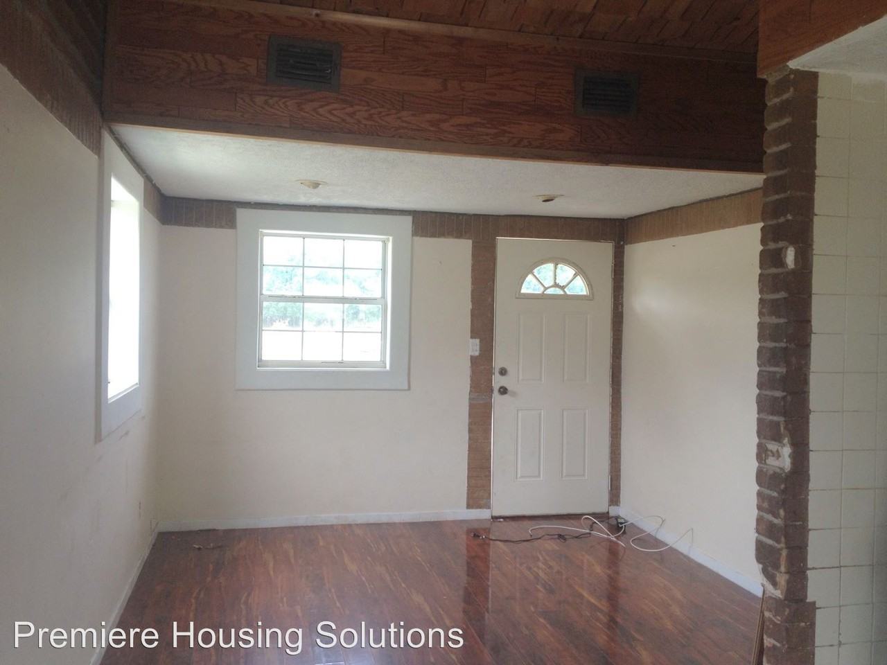 CR 54 - Photo 3 of 8