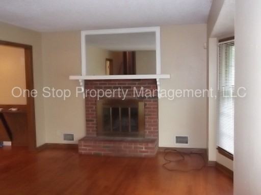 7443 E 100 Terrace - Photo 2 of 12