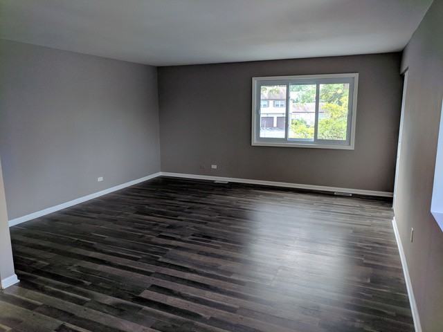 20121 S Hampton Ct #20121D - Photo 2 of 11