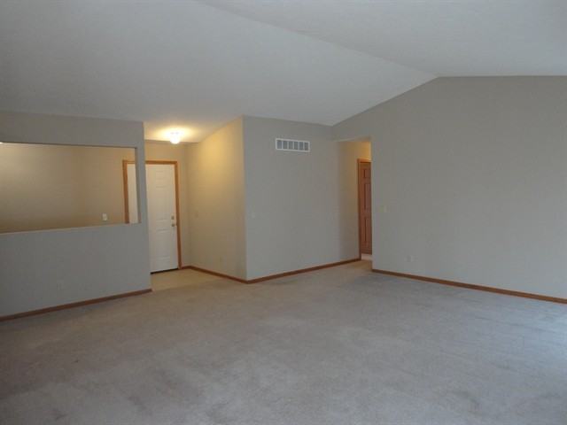 2079 Charnwood Ct - Photo 2 of 15