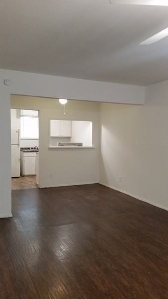 4535 Reiger Ave - Photo 3 of 24