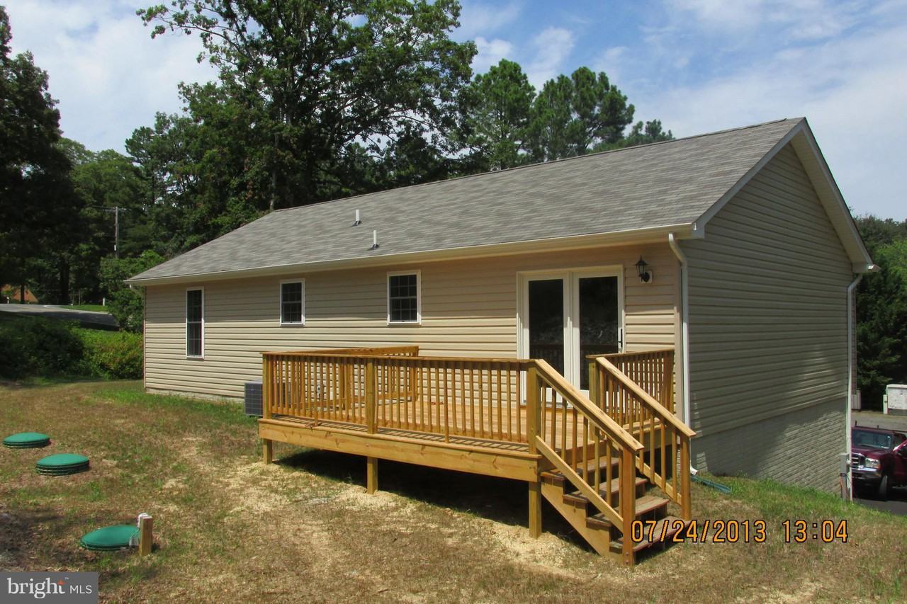 23053 Gunston Dr - Photo 2 of 24