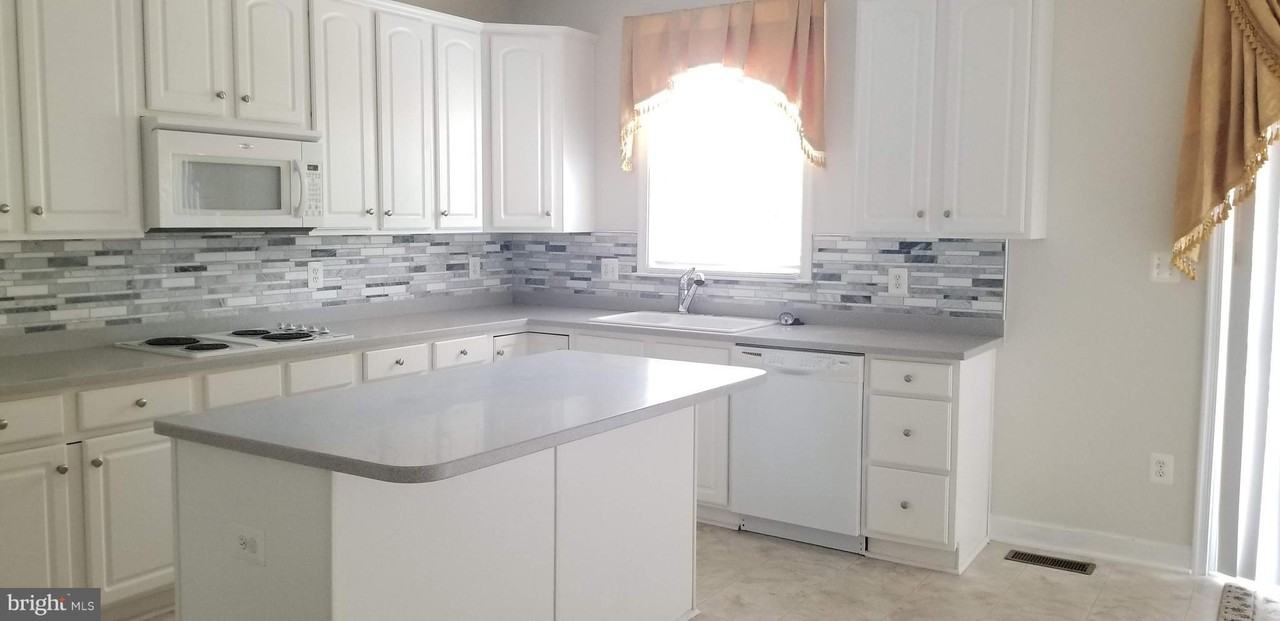 12714 Gladys Retreat Cir - Photo 3 of 25
