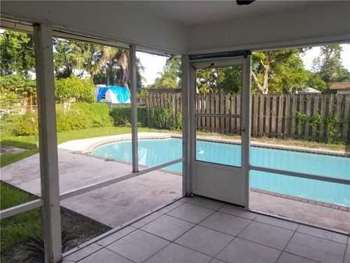 7908 NW 70th Ave - Photo 2 of 8