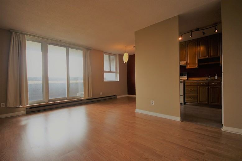 2000 Jasmine Crescent Unit 101, Ottawa, ON K1J 8K4 2 Bedroom Condo for