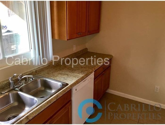 517 Pitta St - Photo 3 of 7