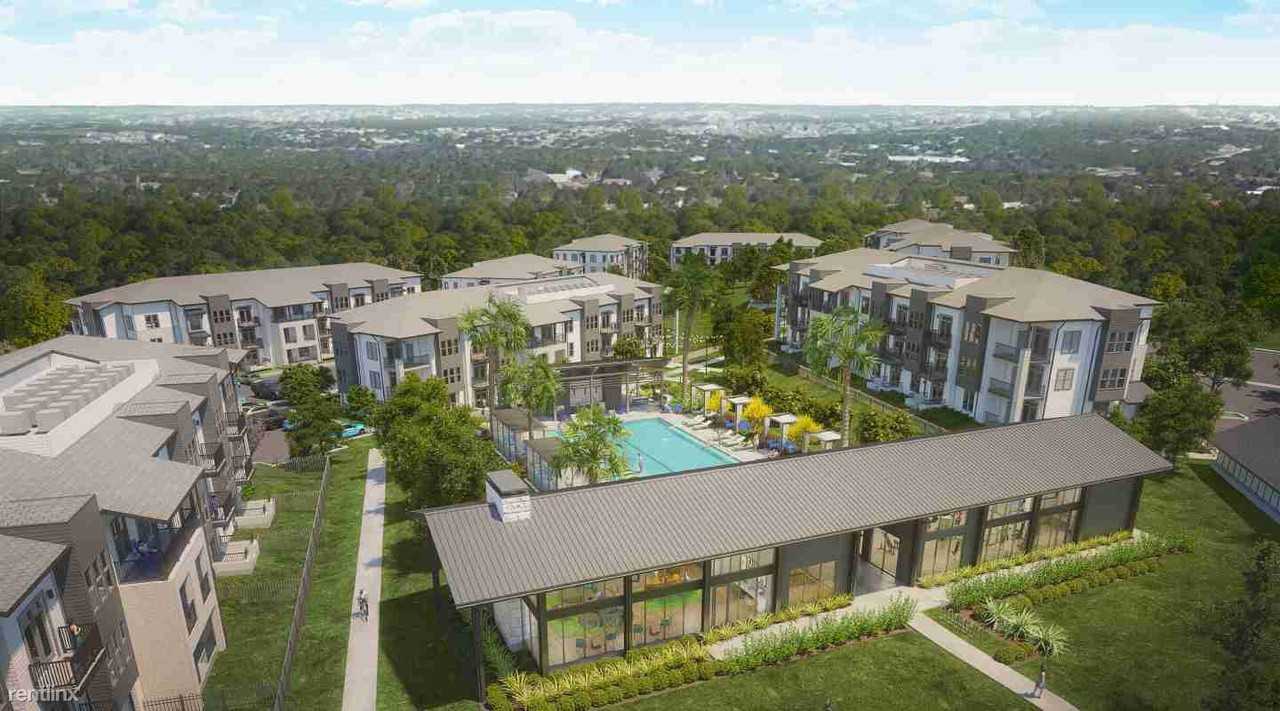 7748 Highway 290 W - Photo 2 of 11