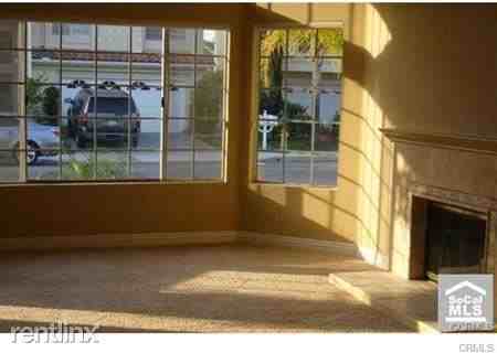 29472 Pointe Royale - Photo 3 of 21