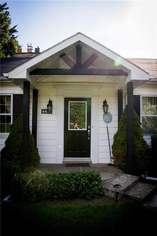 4418 Lakeshore Rd - Photo 3 of 29