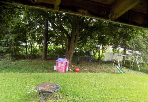 321 Main St - Photo 2 of 11