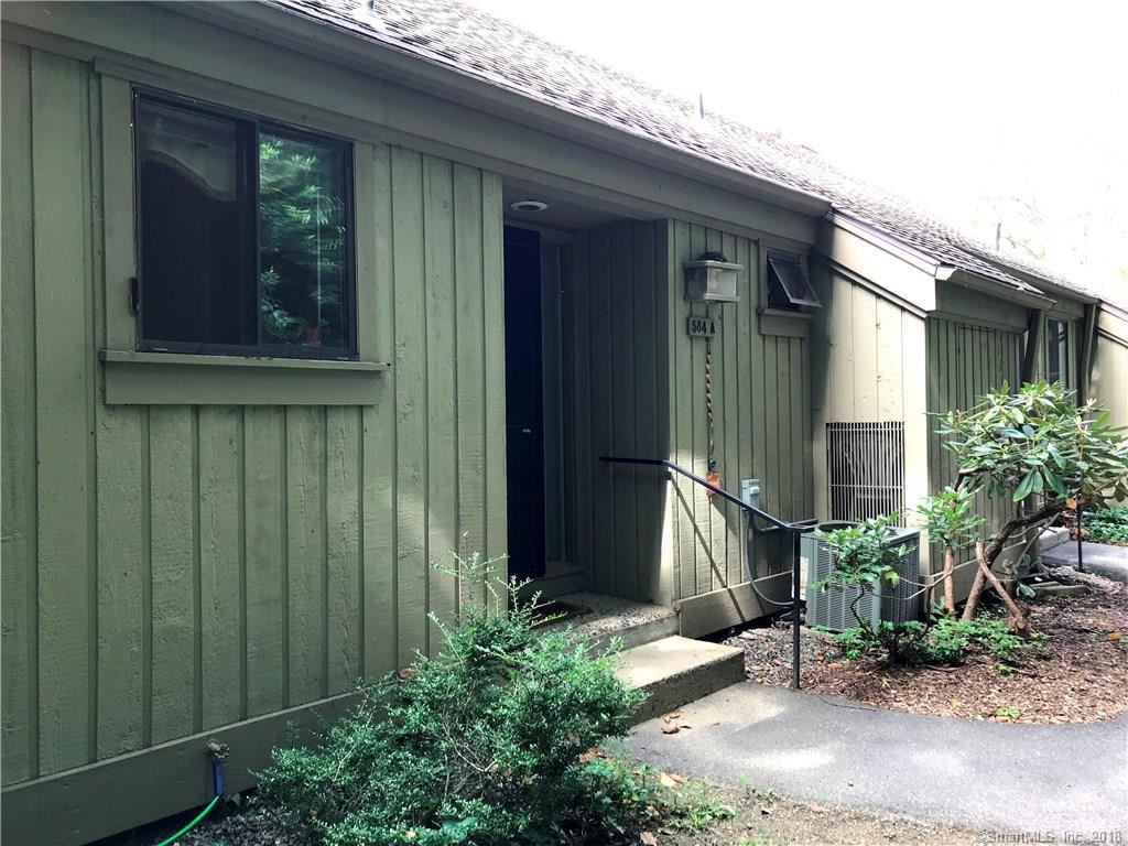 584 Heritage Rd - Photo 2 of 22