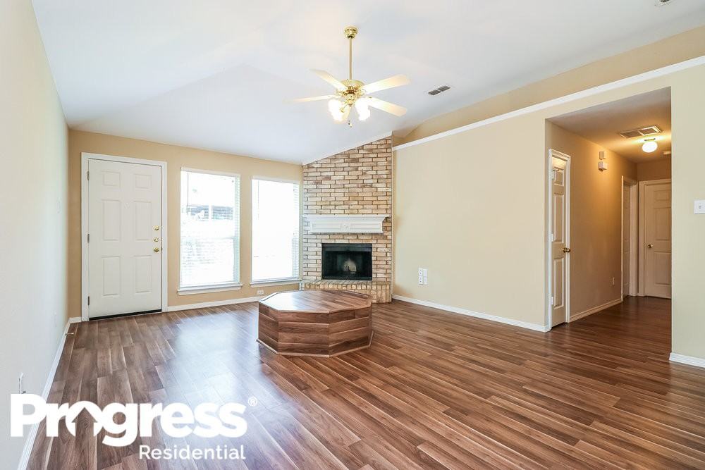 7732 Stonebank Ct - Photo 2 of 15