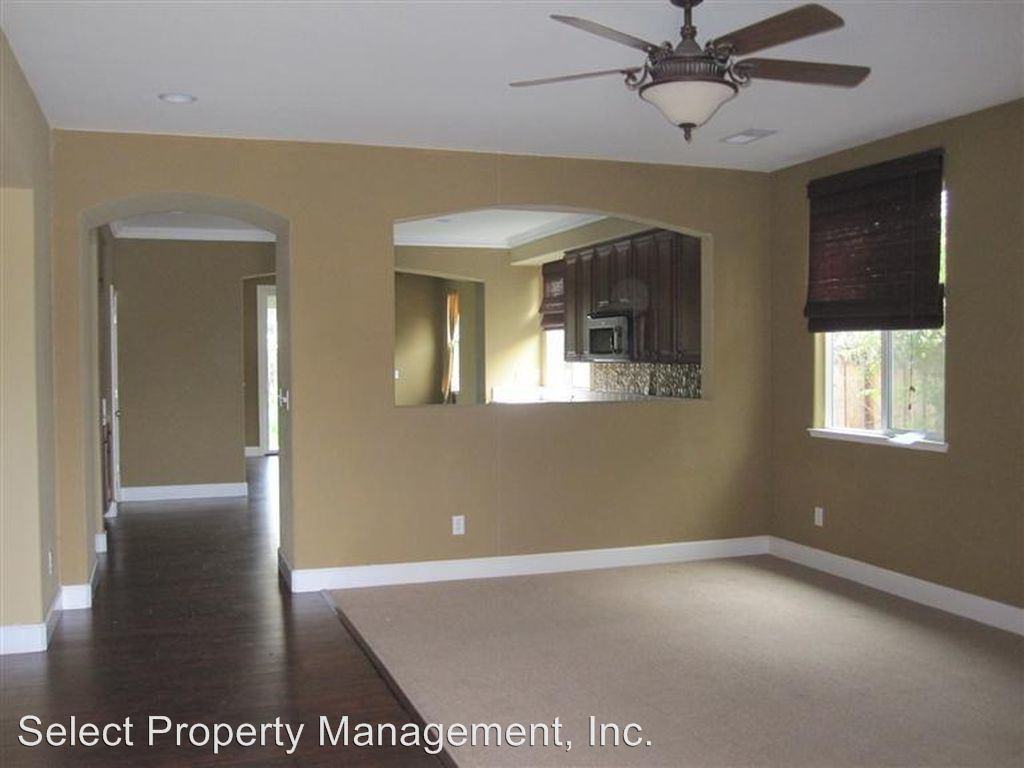 3576 Libby Ln - Photo 3 of 5