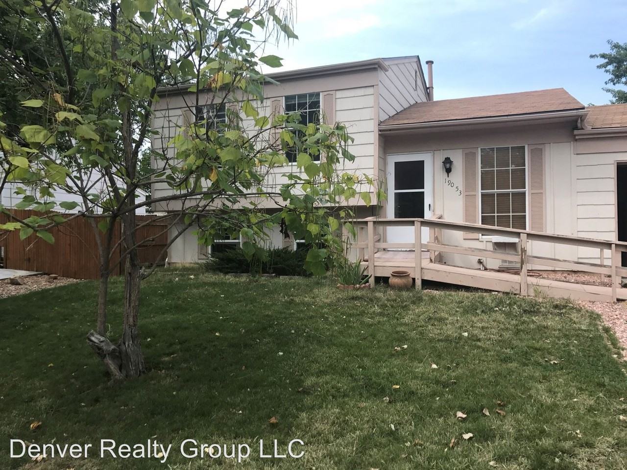 19053 E 22nd Dr - Photo 2 of 8