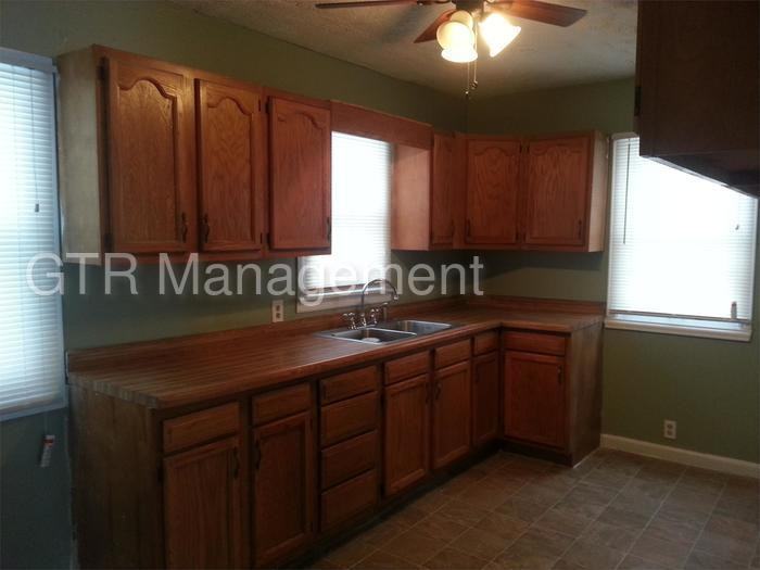 3356 N 41st St - Photo 2 of 13