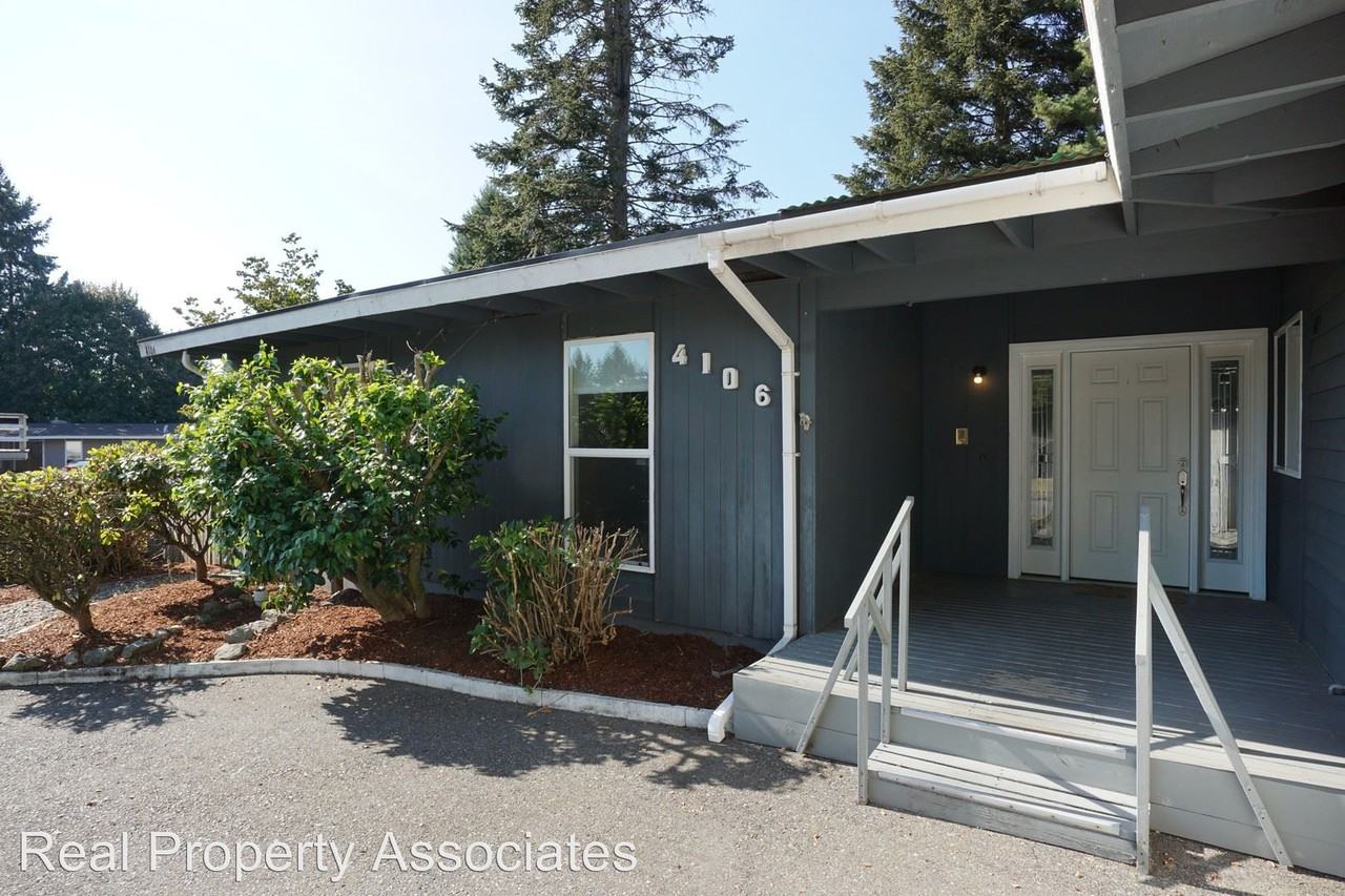 4106 NE 19th St - Photo 2 of 30