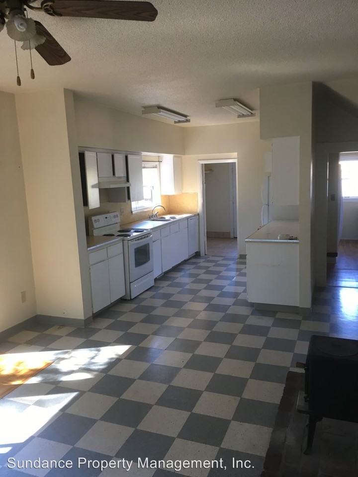 10061 NW Skyline Blvd - Photo 3 of 6