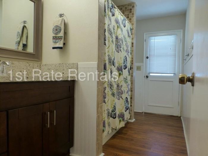 16030 Washington St - Photo 3 of 17