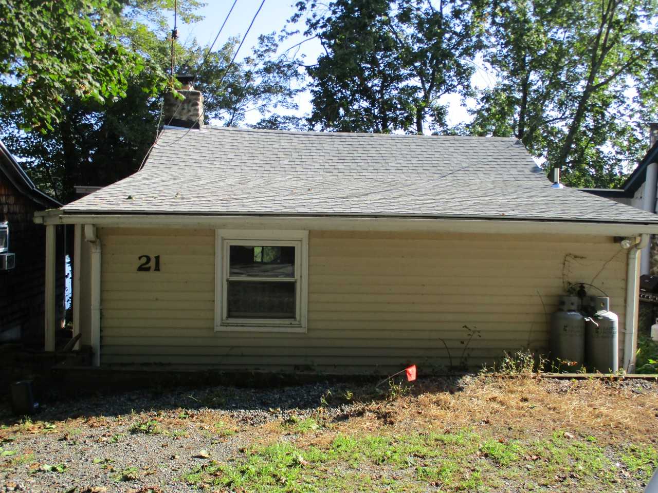 21 Grove Rd - Photo 2 of 11