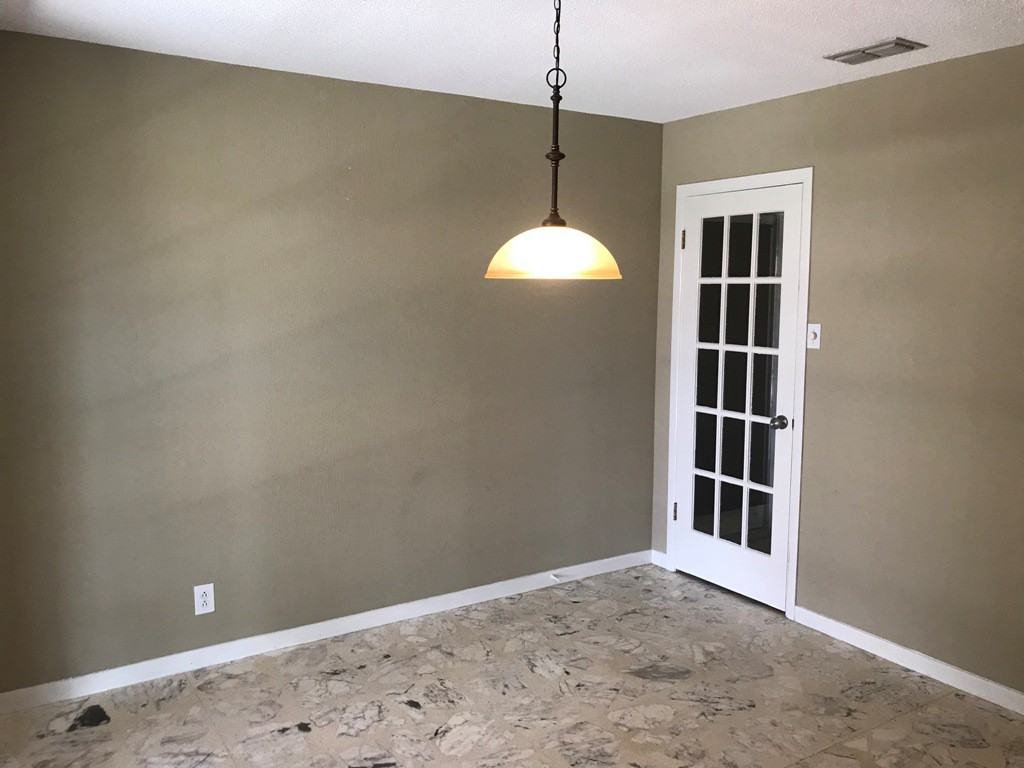 2315 Guerrero St - Photo 2 of 15