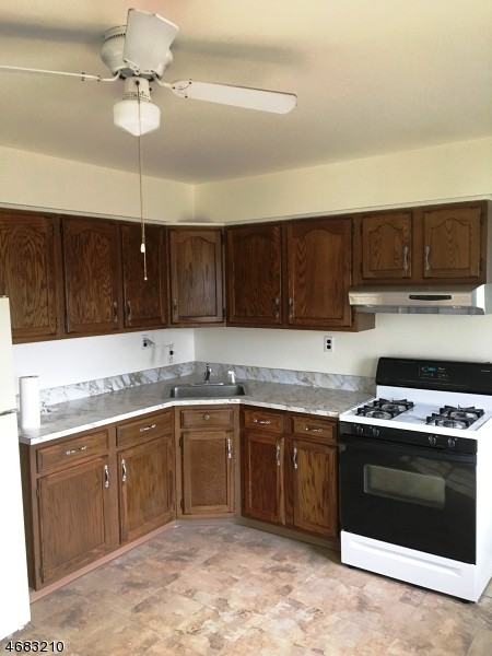 1 Park Ave - Photo 2 of 11