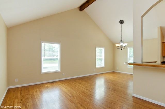 642 S Brentwood Dr - Photo 3 of 22