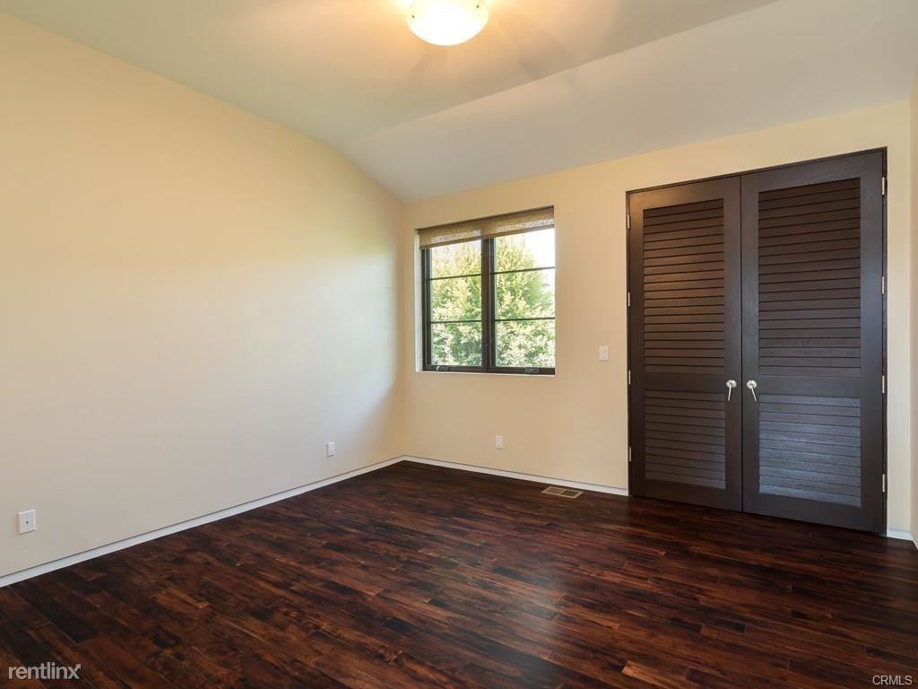 3109 Oak Ave - Photo 2 of 35