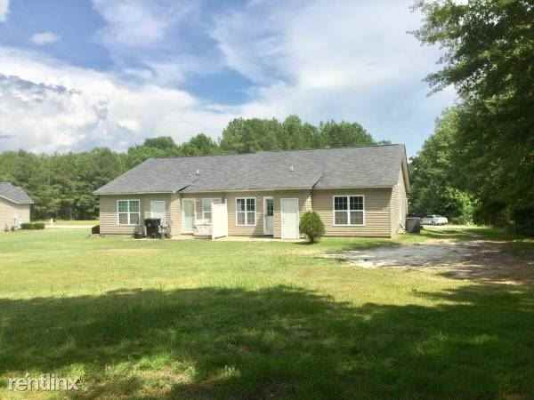 118 Chelsea Dr - Photo 2 of 10