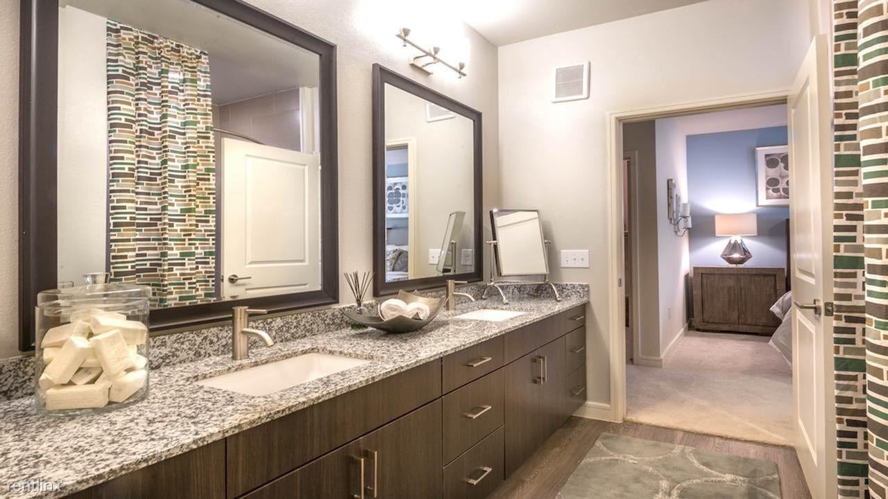 2501 Research Forest Dr - Photo 3 of 11