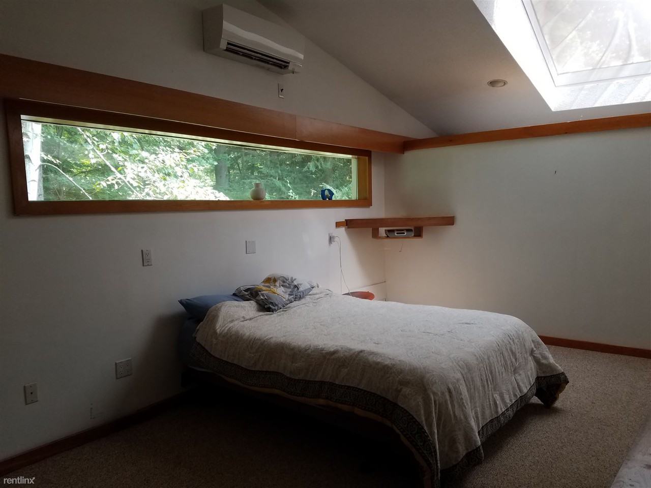 105 Woodhill Rd - Photo 3 of 7