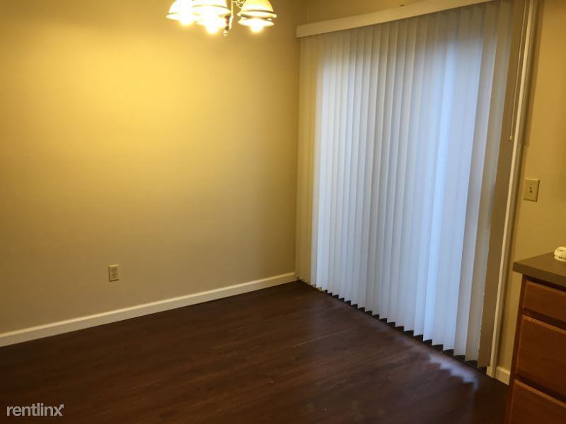 221 Peppertree Ln - Photo 2 of 21
