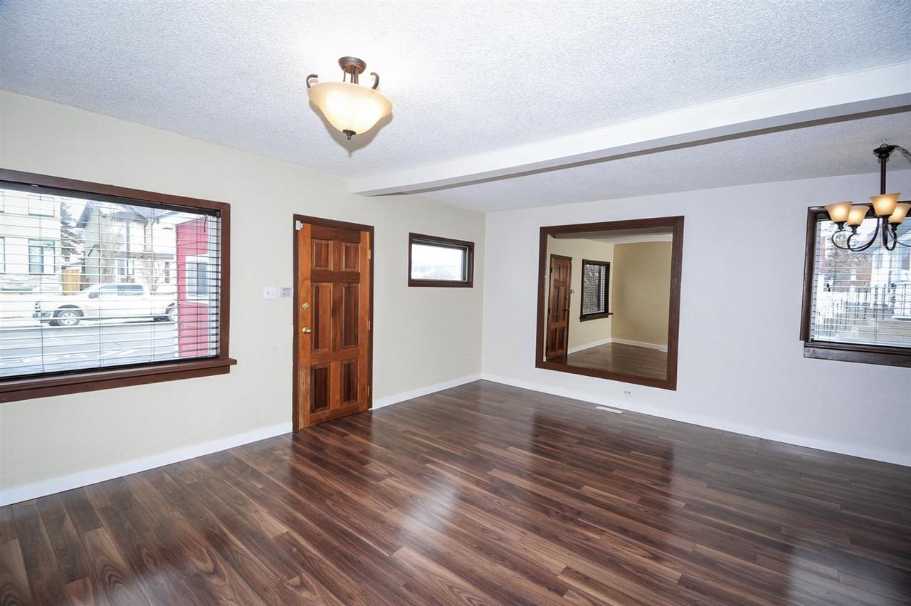 2007 5 Ave NW - Photo 3 of 22