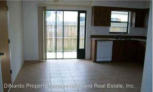 163 Crowell St - Photo 3 of 4