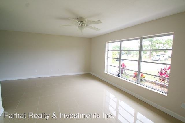 336 SE Tranquilla Ave - Photo 2 of 19