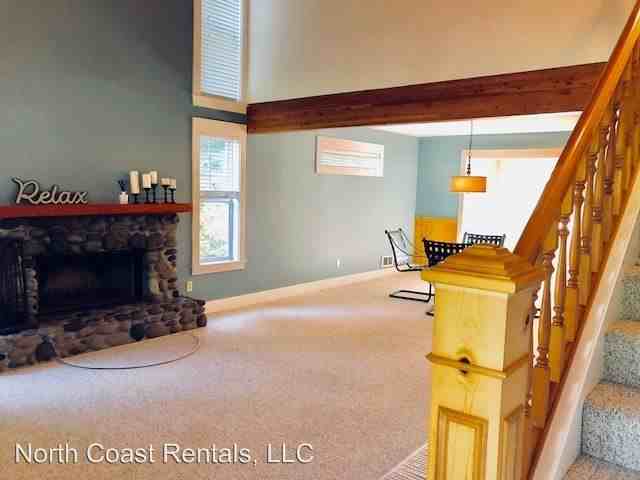 195 Ross Ln - Photo 3 of 27