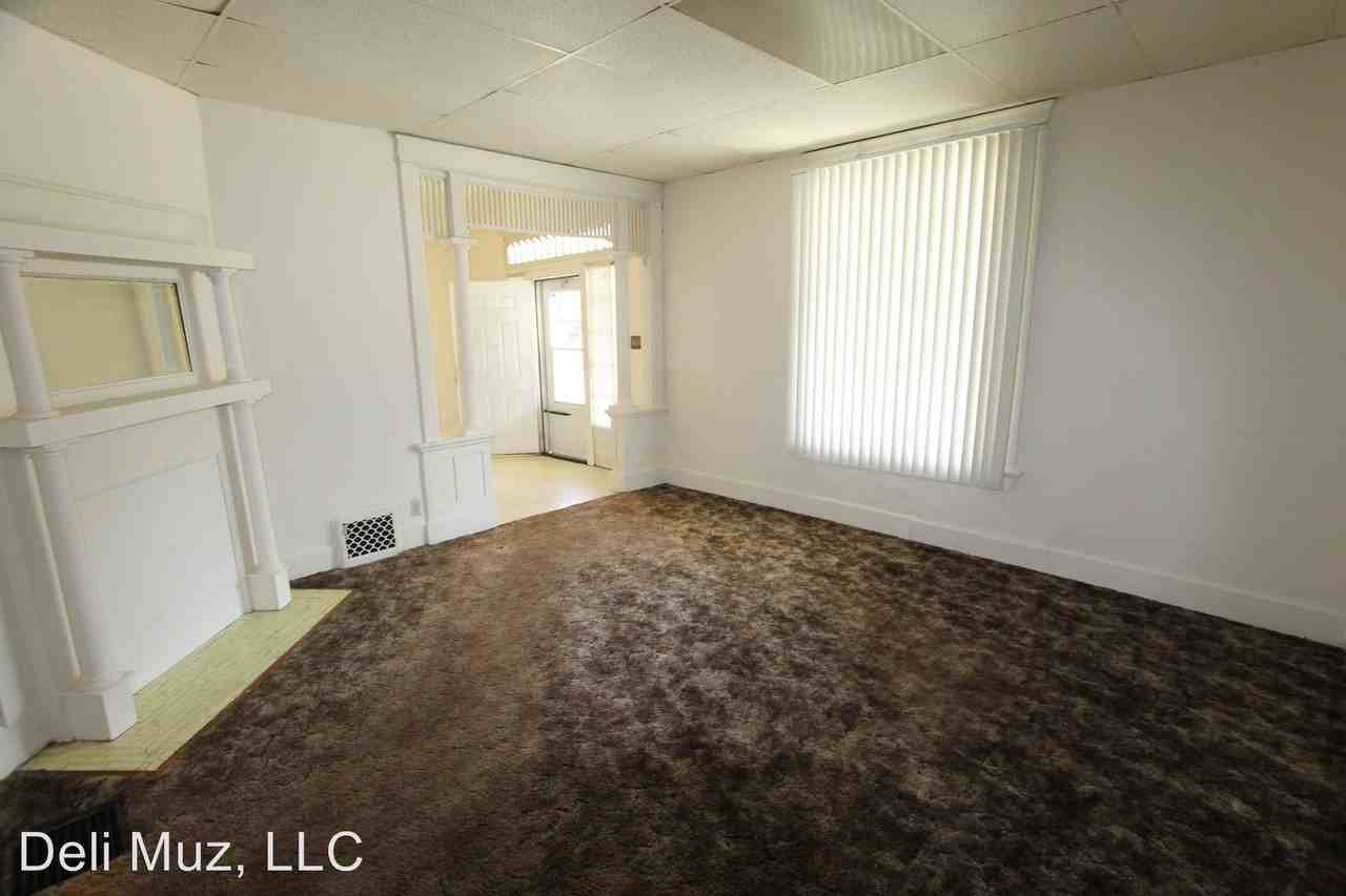 716 Bayard Park Dr - Photo 3 of 27