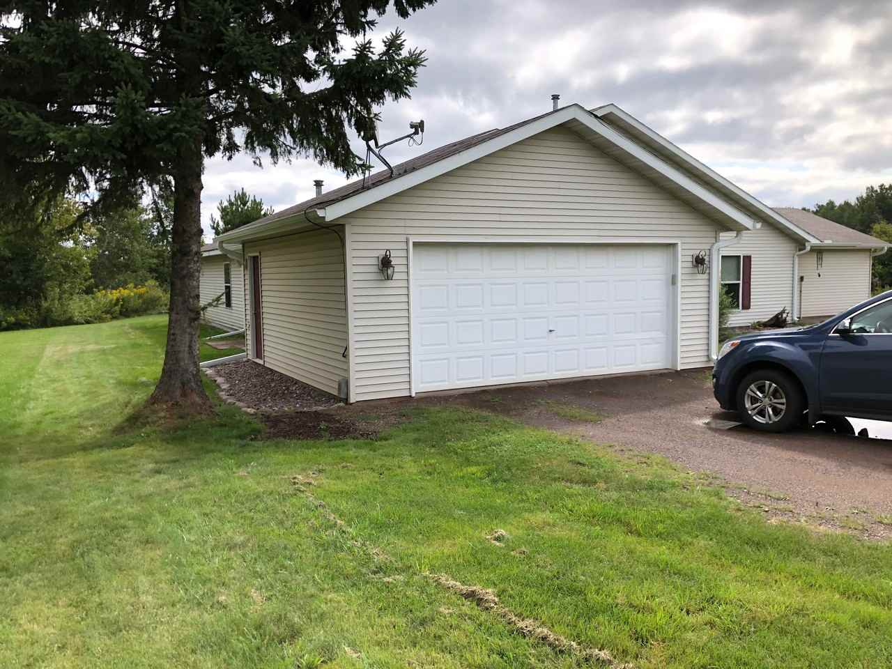 4072 Stebner Rd - Photo 2 of 13