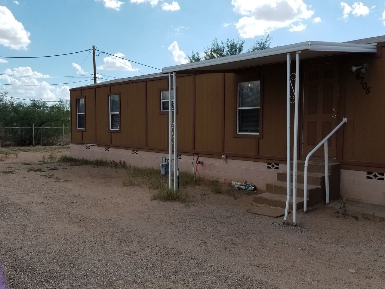 6705 W East Arrow - Photo 3 of 32