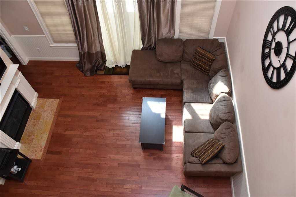 315 Old River Rd - Photo 3 of 23