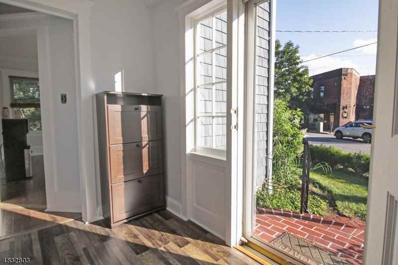 41 Myrtle Ave - Photo 2 of 19