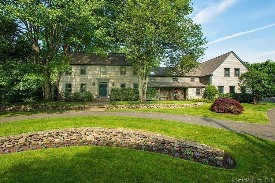 4 Brightfield Ln - Photo 2 of 27