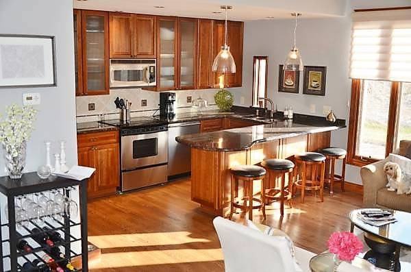 902 North Cass Street - Photo 3 of 15