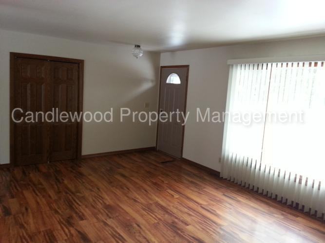 2100 Roosevelt Dr - Photo 3 of 9