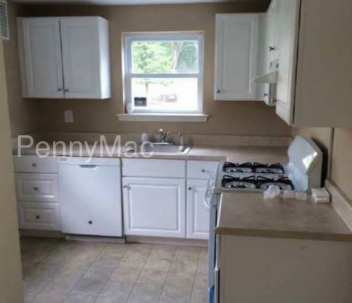 5033 Whitman Terrace - Photo 2 of 13