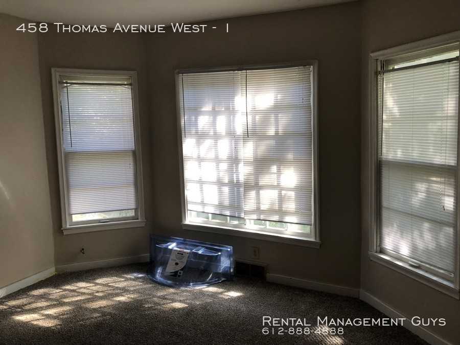 458 Thomas Ave W #1 - Photo 3 of 10