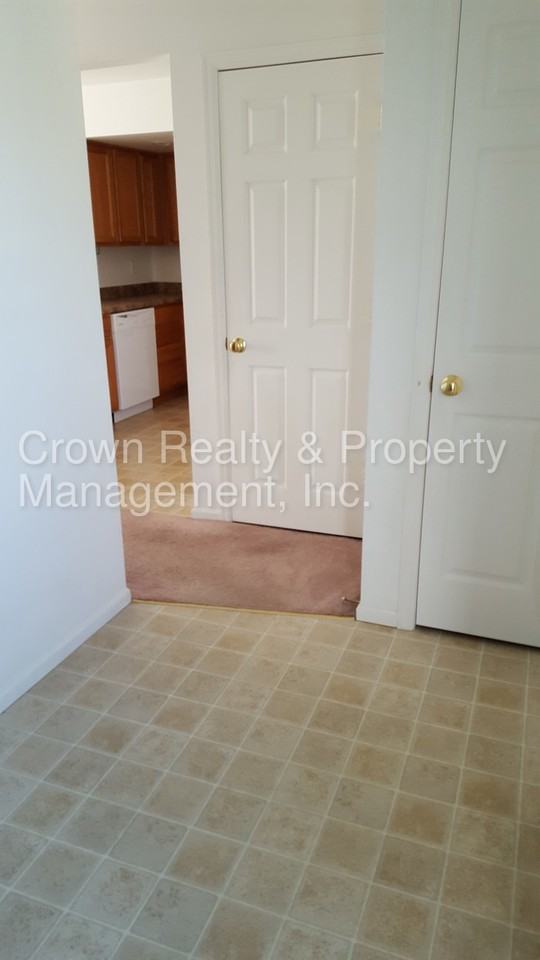 613 West 3rd Street - Photo 2 of 11