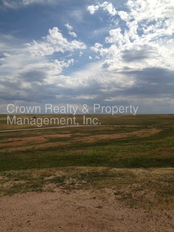 1810 Hummingbird Trail - Photo 2 of 12