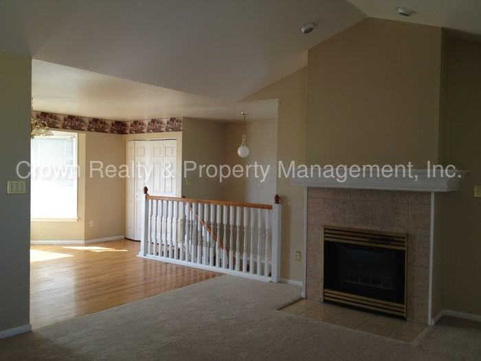 1810 Hummingbird Trail - Photo 3 of 12