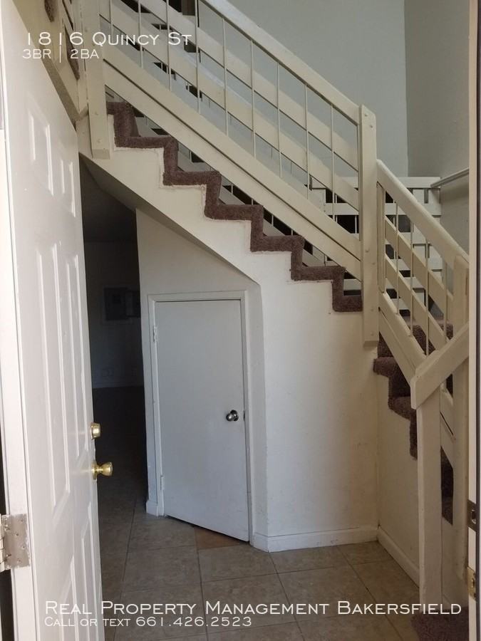 1816 Quincy St - Photo 2 of 10