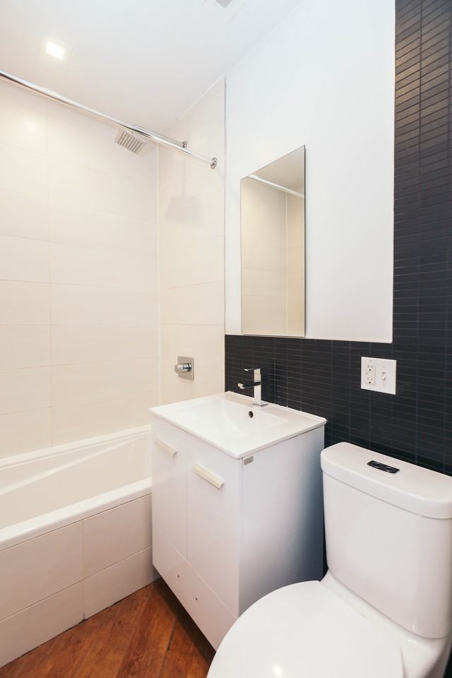 31 Montrose Avenue #12GA